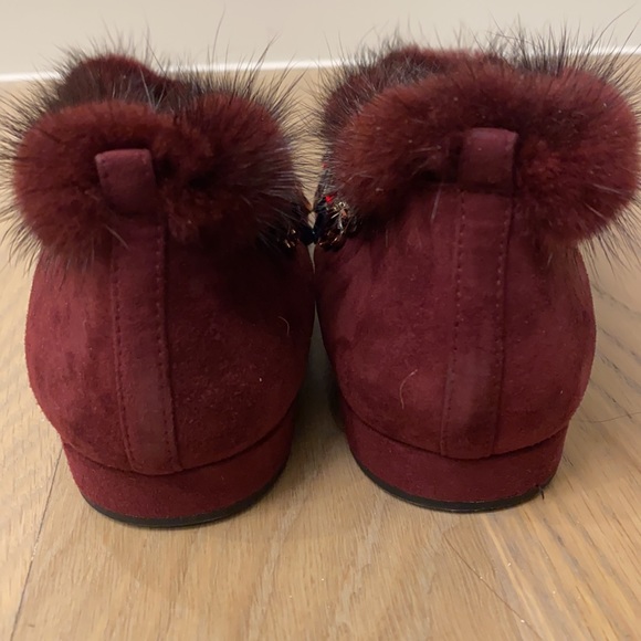 Stuart Weitzman fur lined Suede embellished slipper shoe 10 - Picture 7 of 10